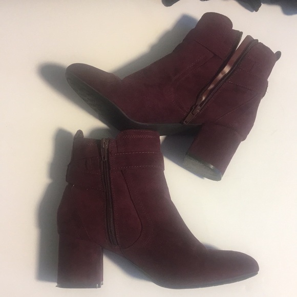 KELLY AND KATIE THELIMA BOOTIE - Picture 3 of 6